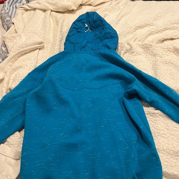Men’s large nike zip up - Picture 2 of 2